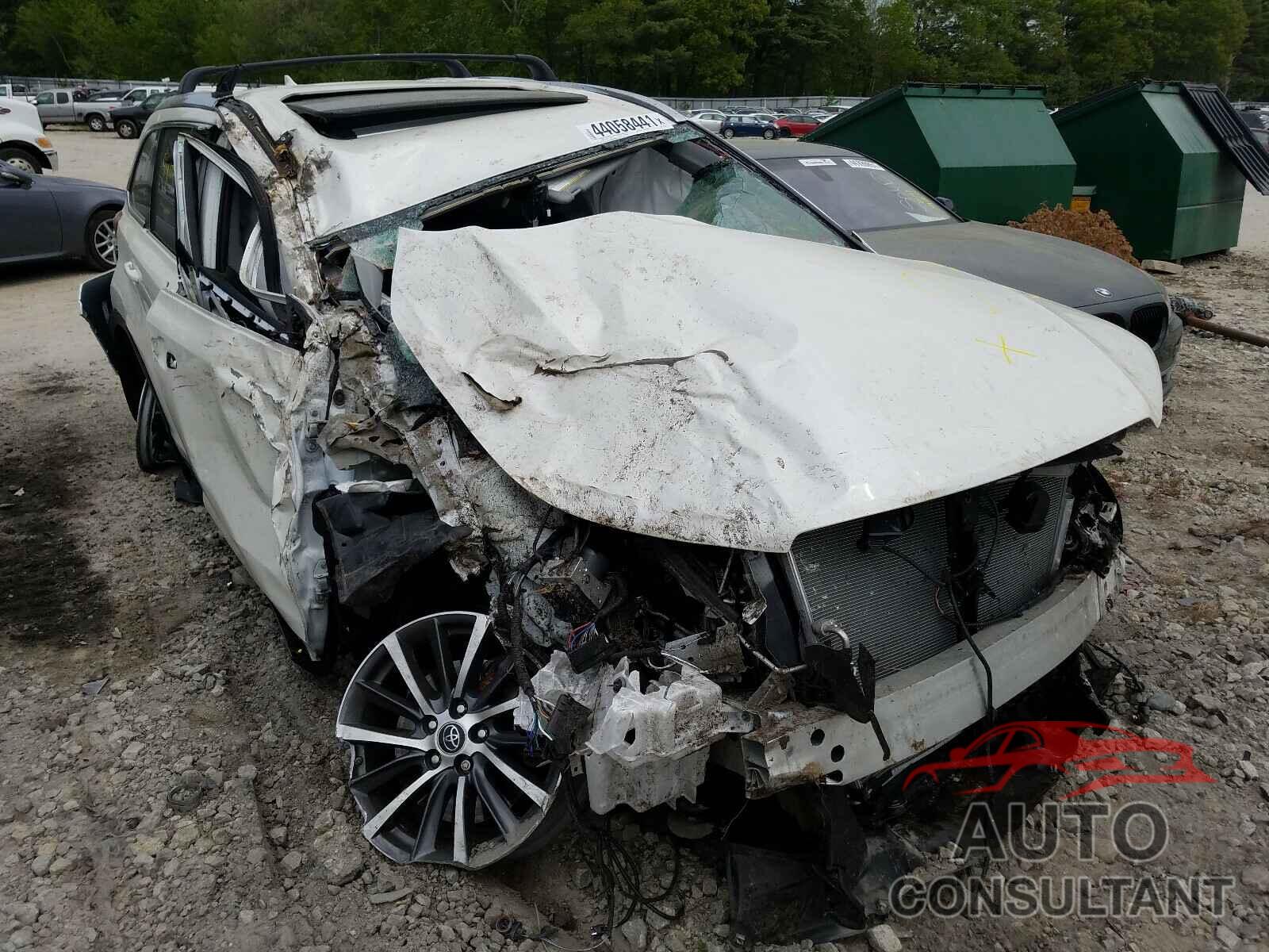 TOYOTA HIGHLANDER 2019 - 5TDJZRFH6KS617348