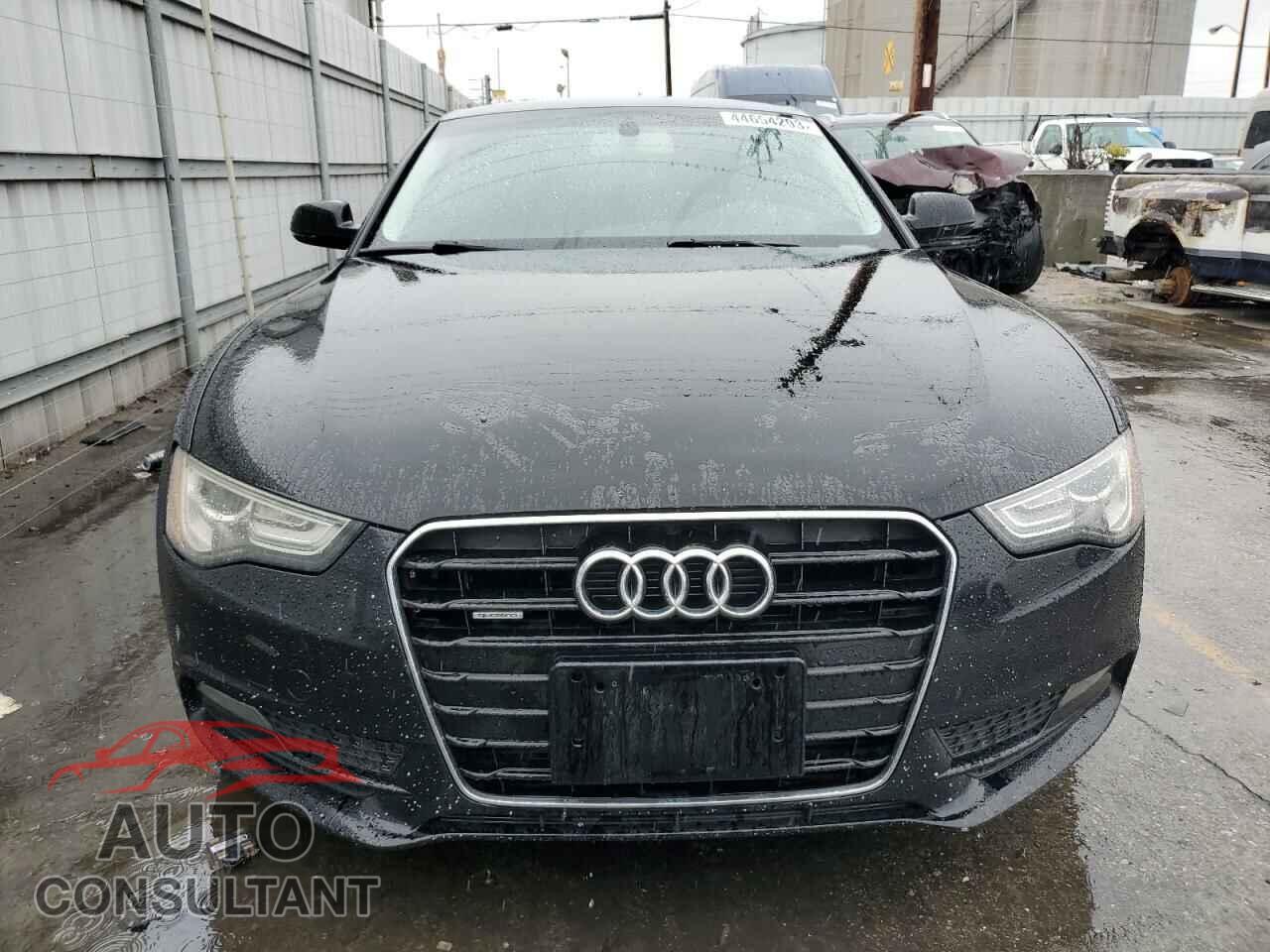 AUDI A5 2013 - WAULFAFR0DA010662