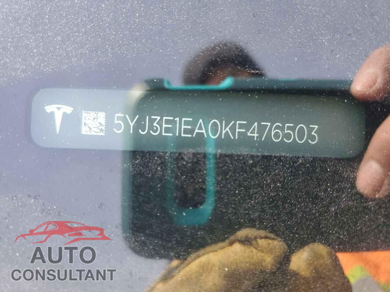 TESLA MODEL 3 2019 - 5YJ3E1EA0KF476503