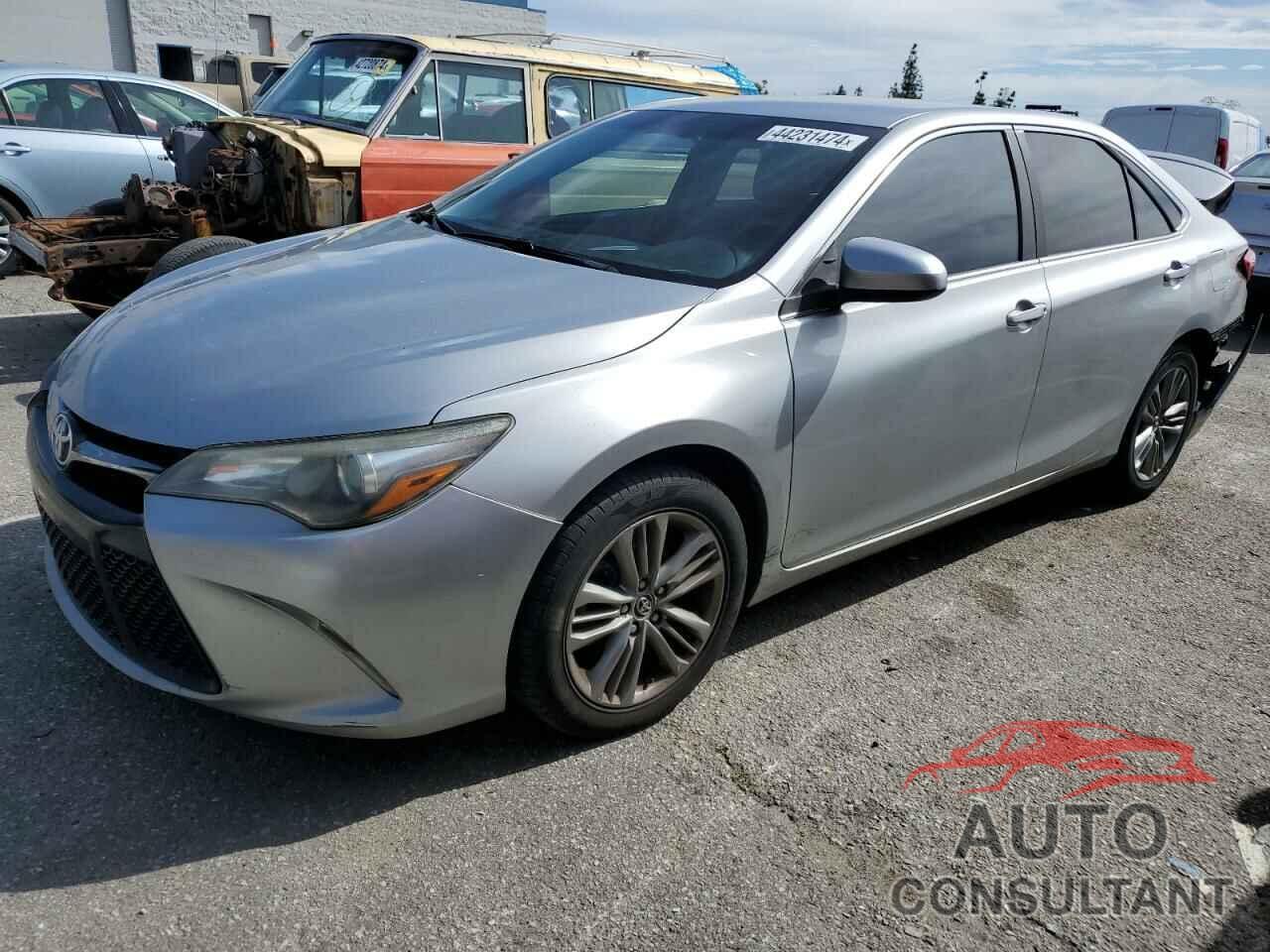 TOYOTA CAMRY 2016 - 4T1BF1FK3GU139902