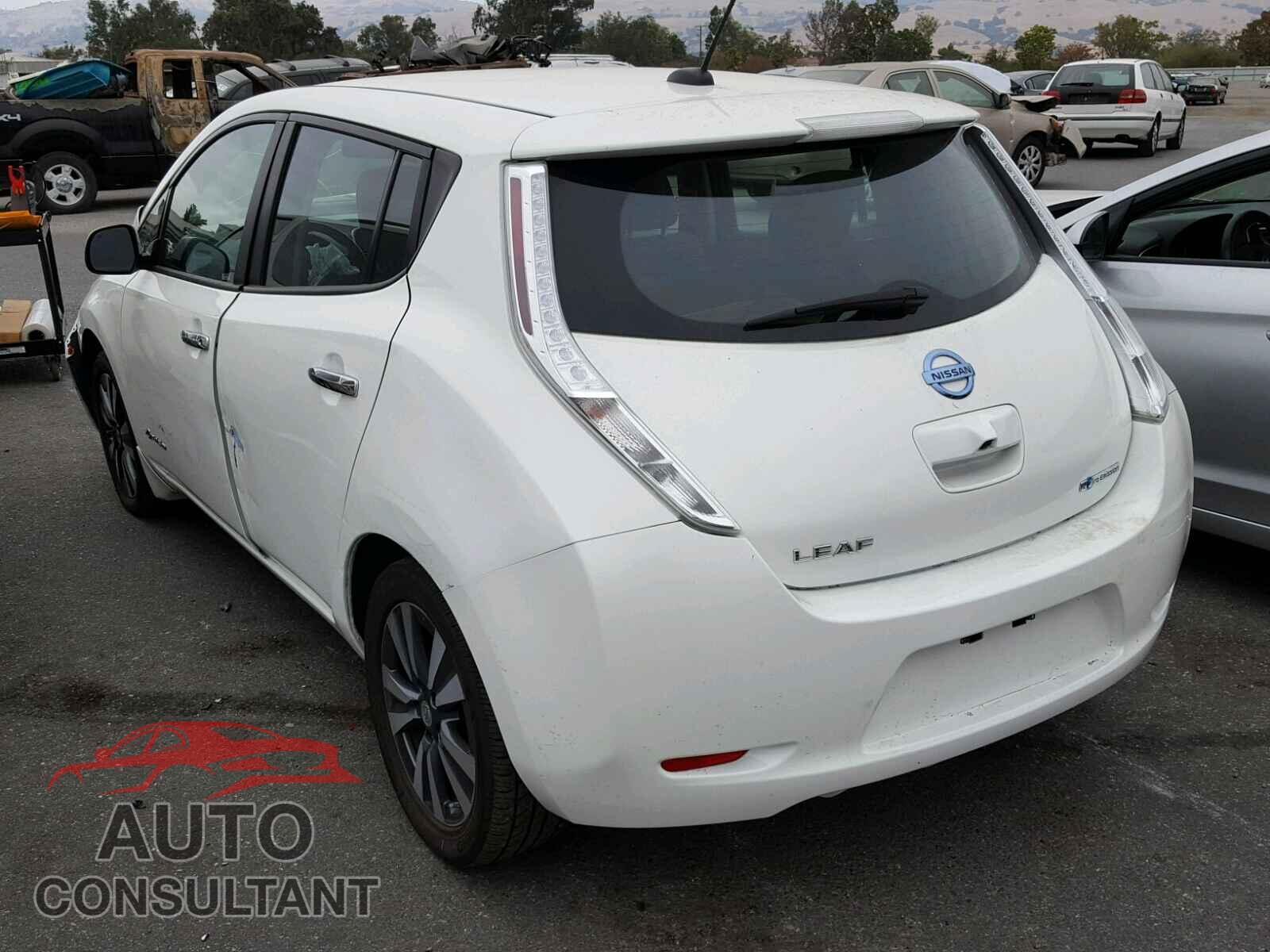 NISSAN LEAF 2015 - 1N4AZ0CP6FC329494