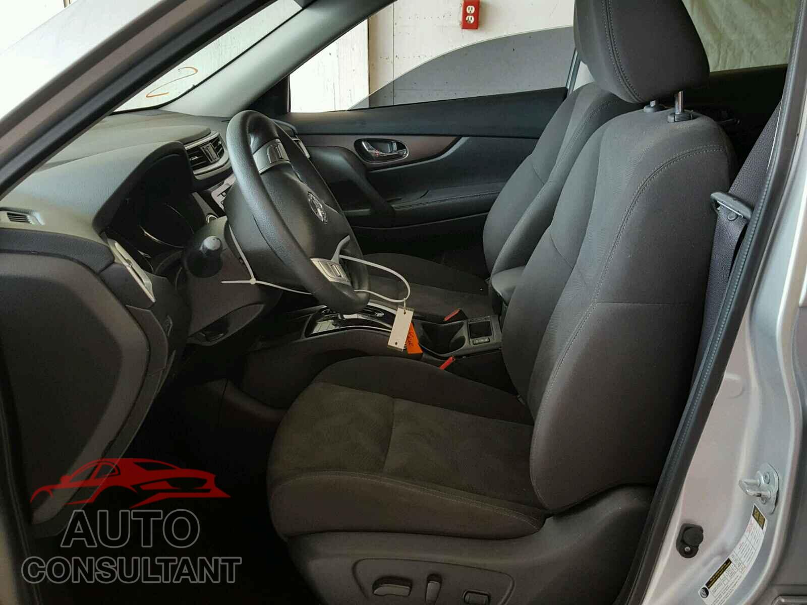 NISSAN ROGUE S 2016 - KNMAT2MV5GP705147