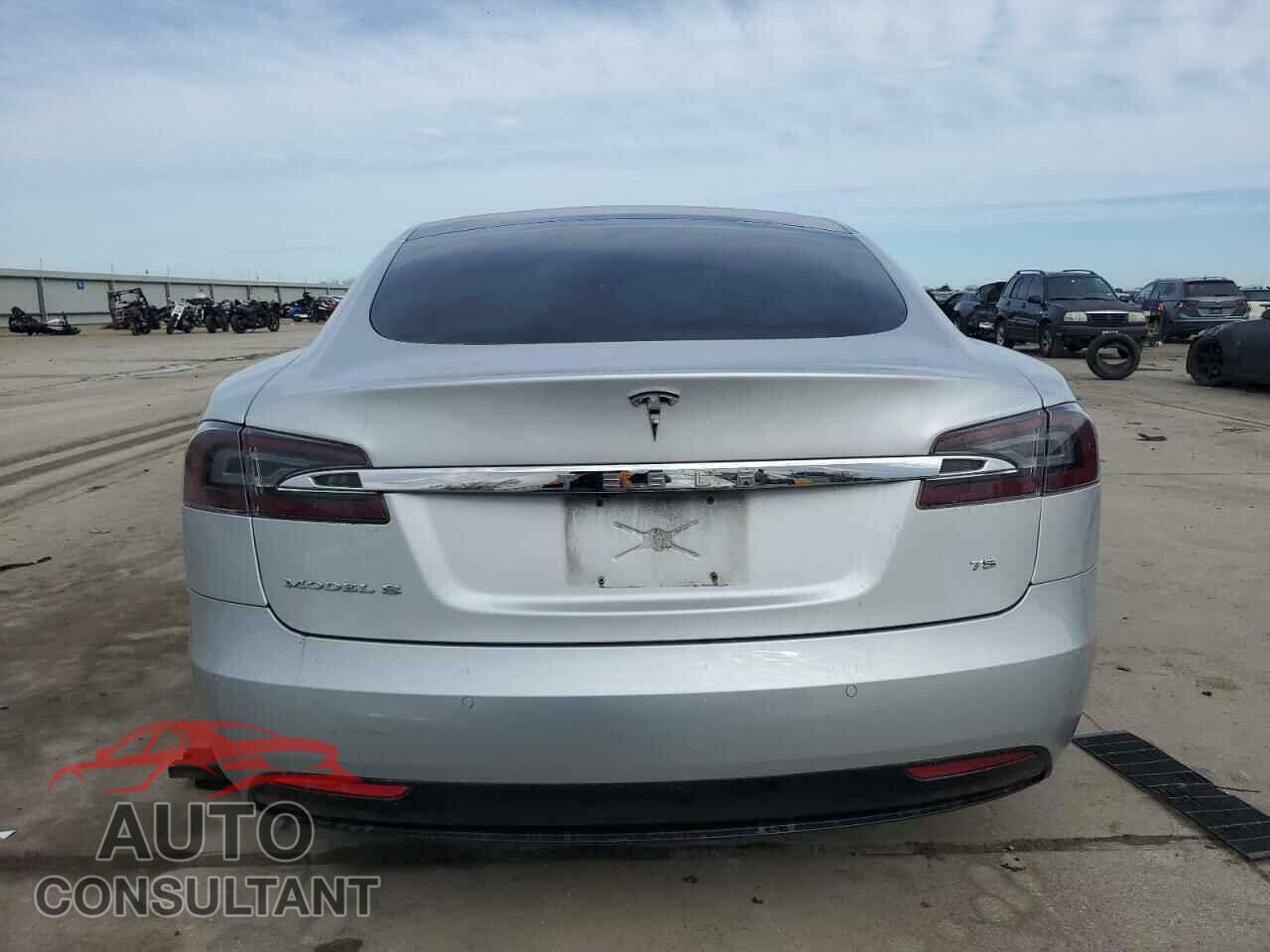 TESLA MODEL S 2017 - 5YJSA1E15HF183924