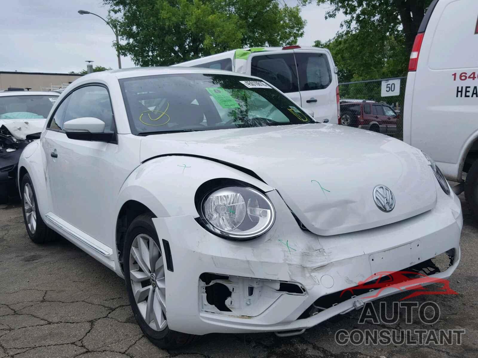 VOLKSWAGEN BEETLE 2017 - 3VWF17AT0HM627523