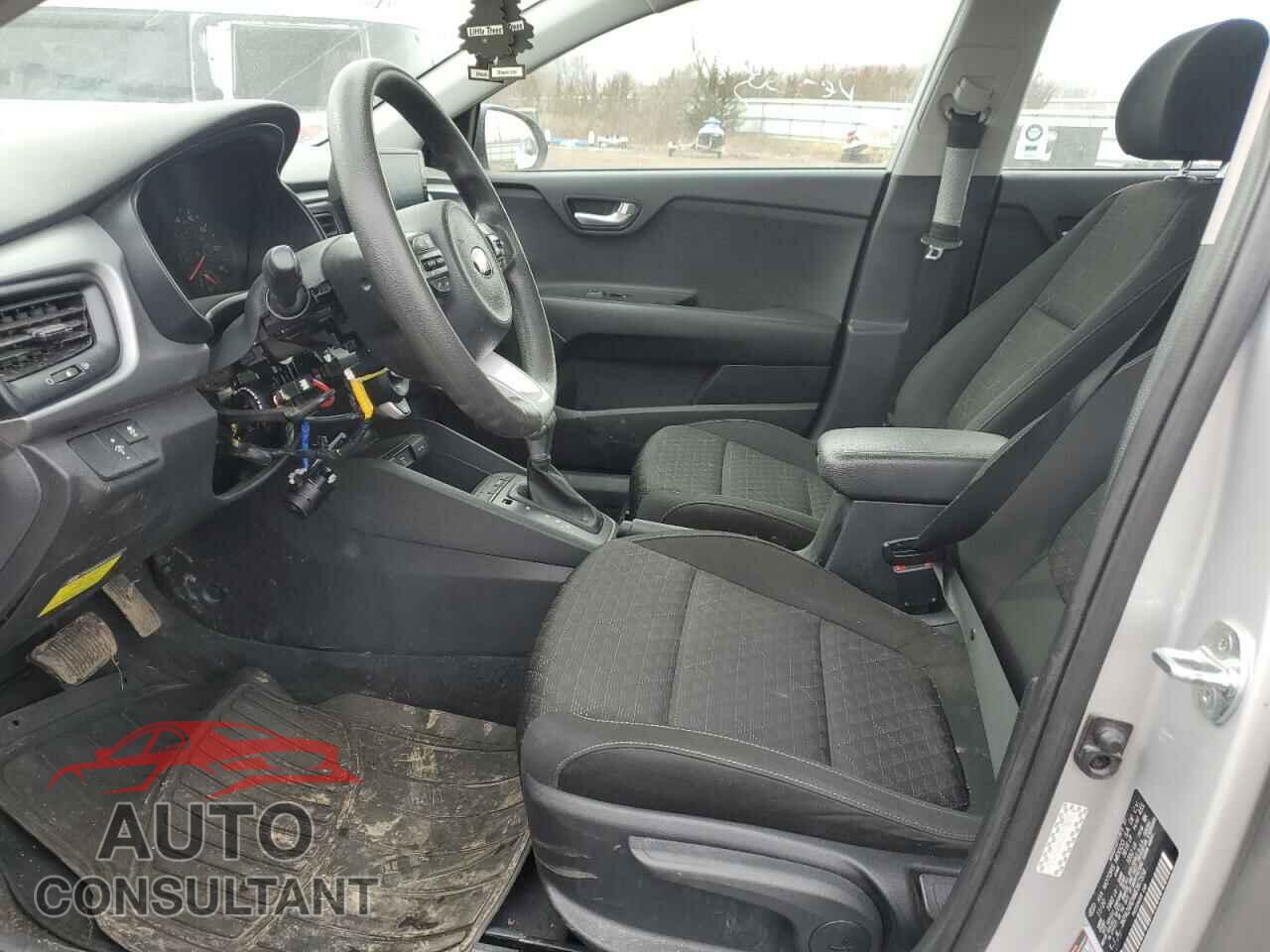 KIA RIO 2021 - 3KPA24ADXME367556