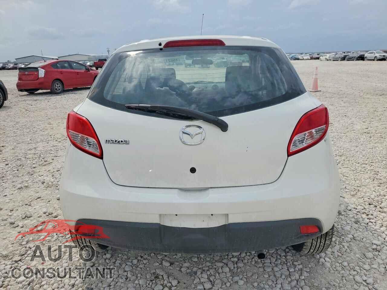 MAZDA 2 2014 - JM1DE1KY9E0183482