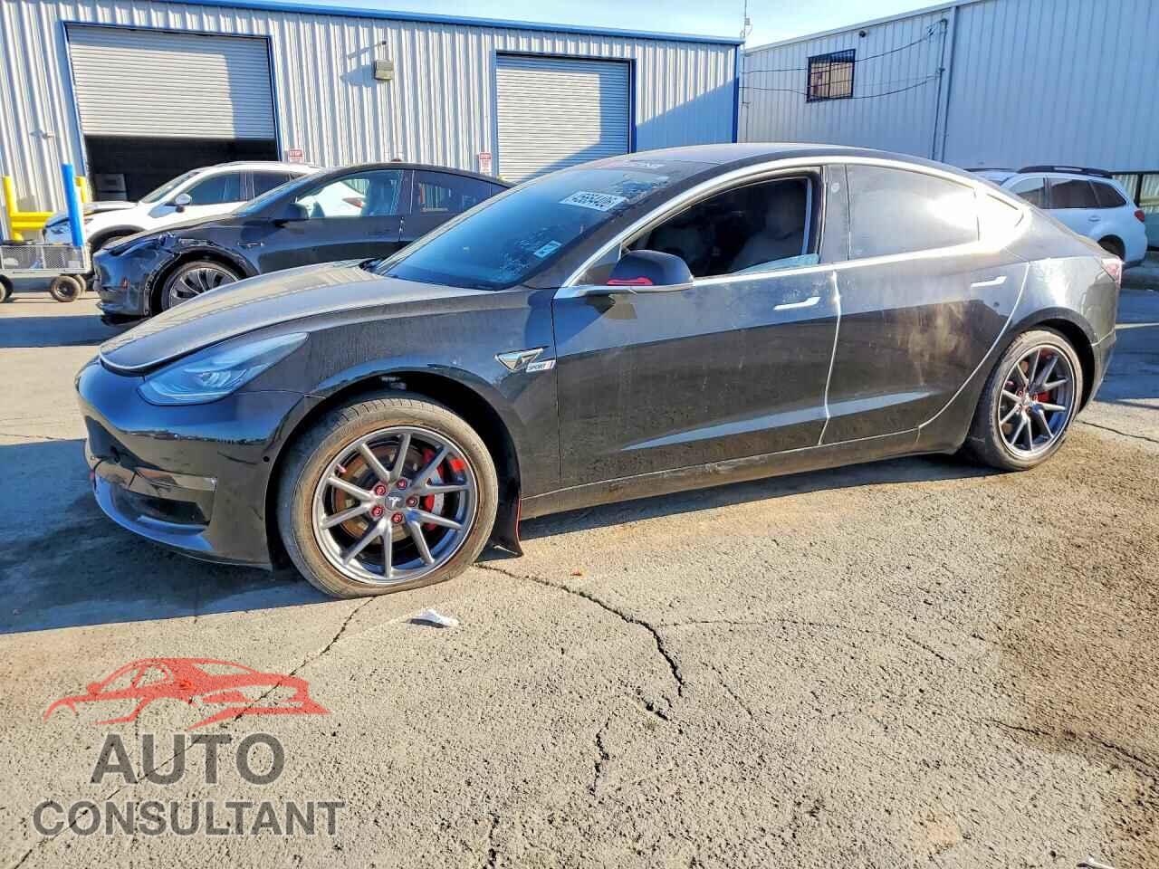 TESLA MODEL 3 2018 - 5YJ3E1EA9JF025441