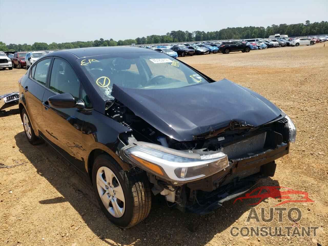 KIA FORTE 2018 - 3KPFL4A79JE208990