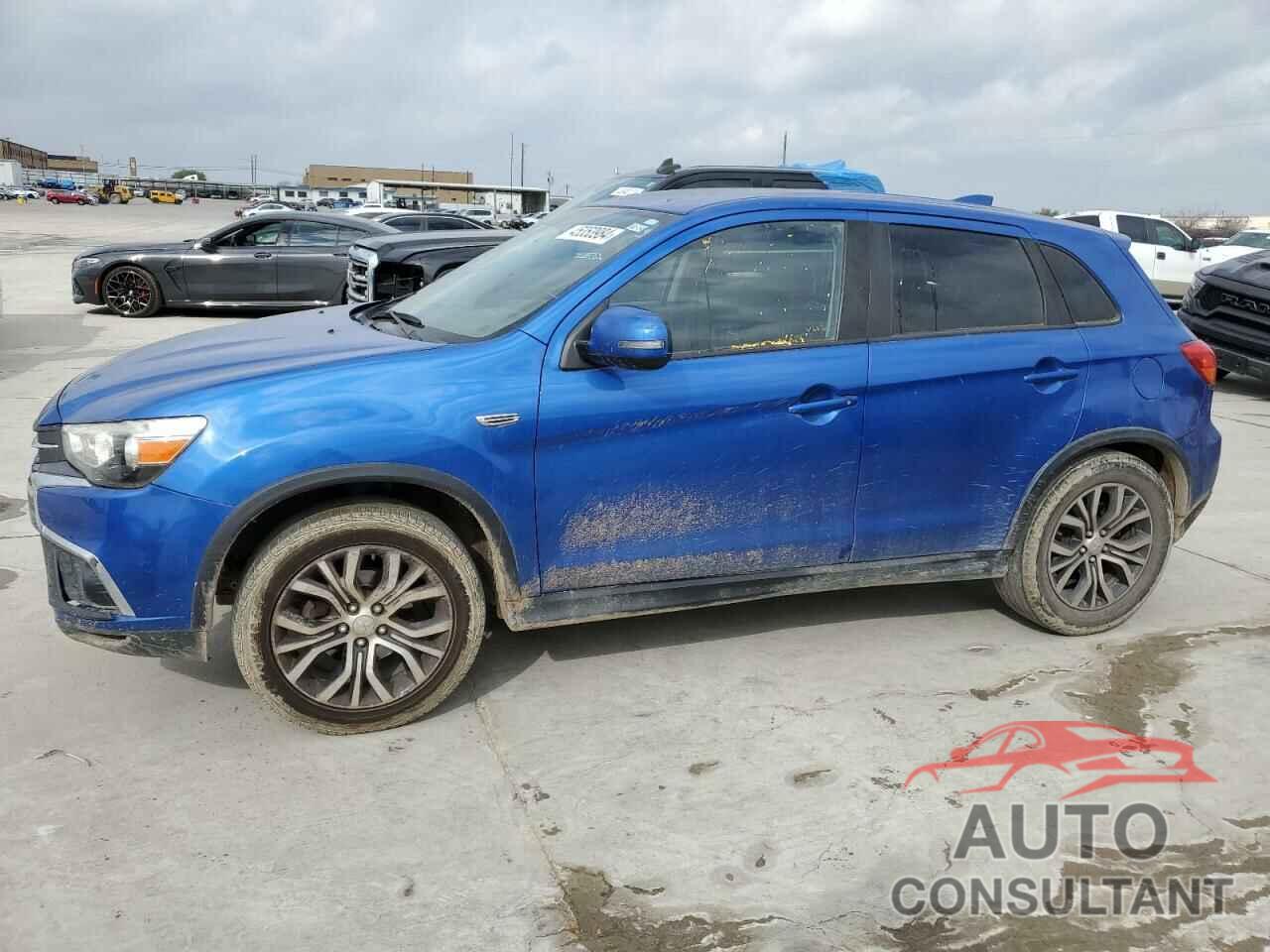 MITSUBISHI OUTLANDER 2018 - JA4AP3AU9JU021579