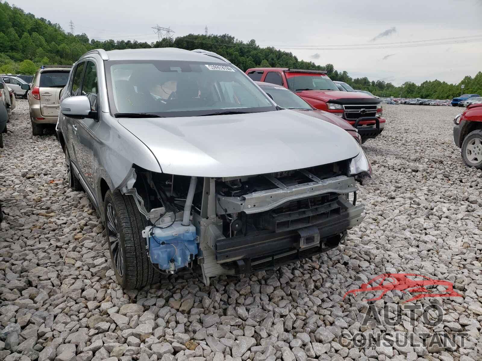 MITSUBISHI OUTLANDER 2020 - JA4AZ3A35LZ038256