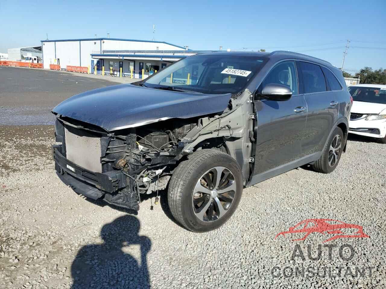 KIA SORENTO 2018 - 5XYPH4A56JG355193