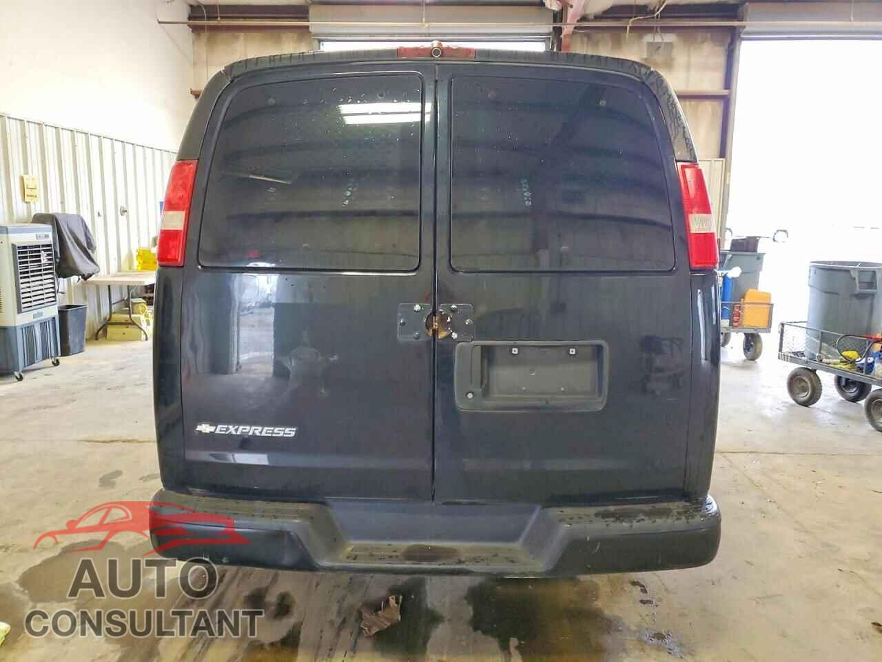 CHEVROLET EXPRESS 2017 - 1GAZGNFF2H1235347