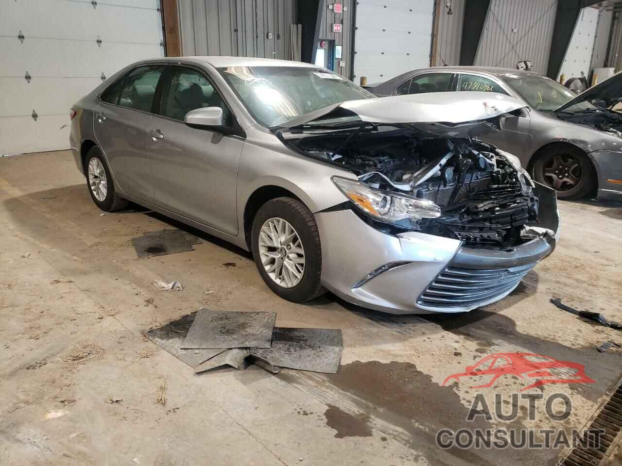 TOYOTA CAMRY 2016 - 4T4BF1FKXGR564586