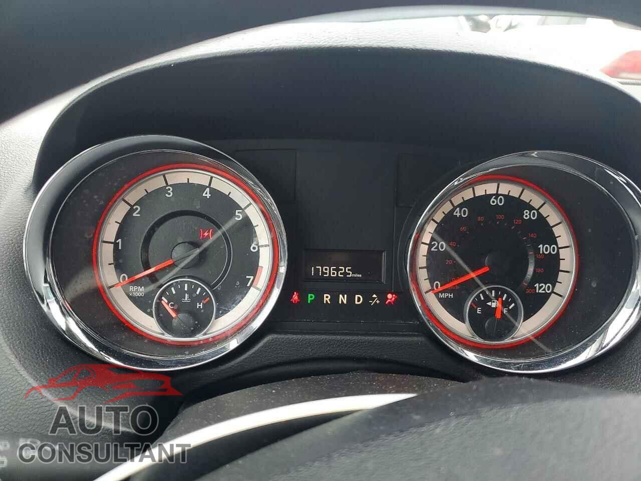 DODGE CARAVAN 2013 - 2C4RDGBG8DR762051