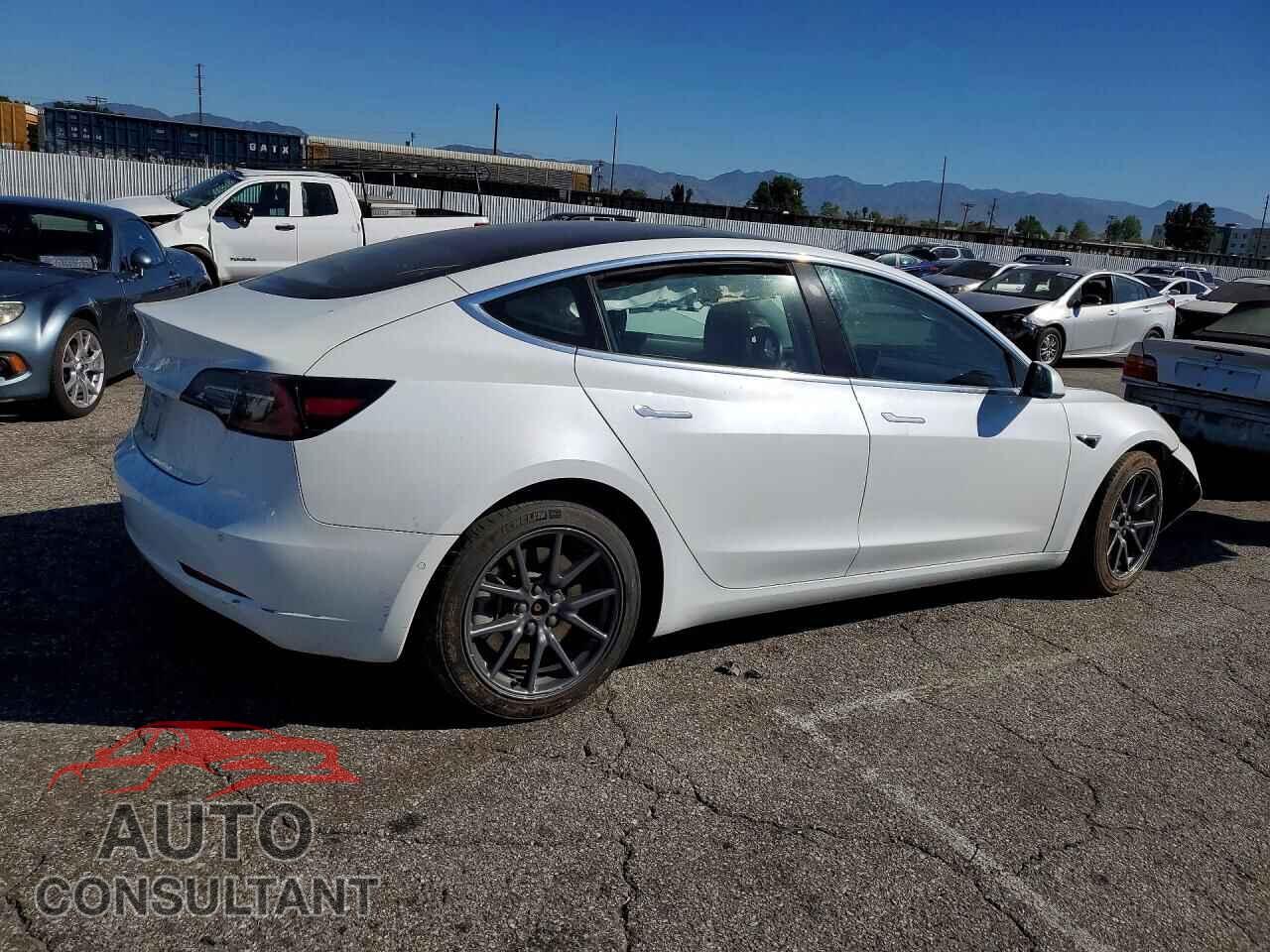 TESLA MODEL 3 2018 - 5YJ3E1EA7JF161938