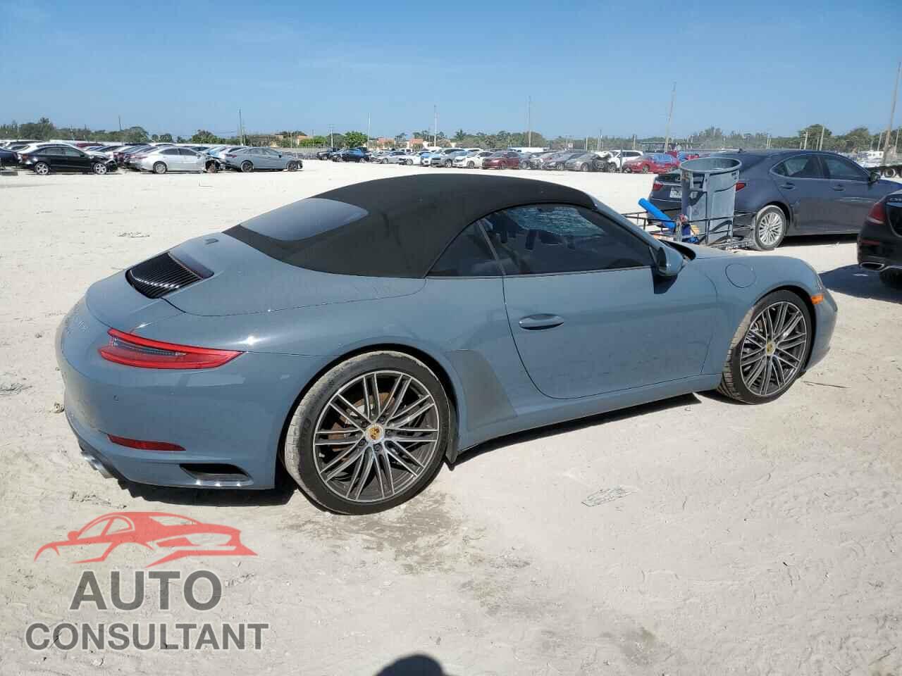 PORSCHE 911 2018 - WP0CA2A92JS138440