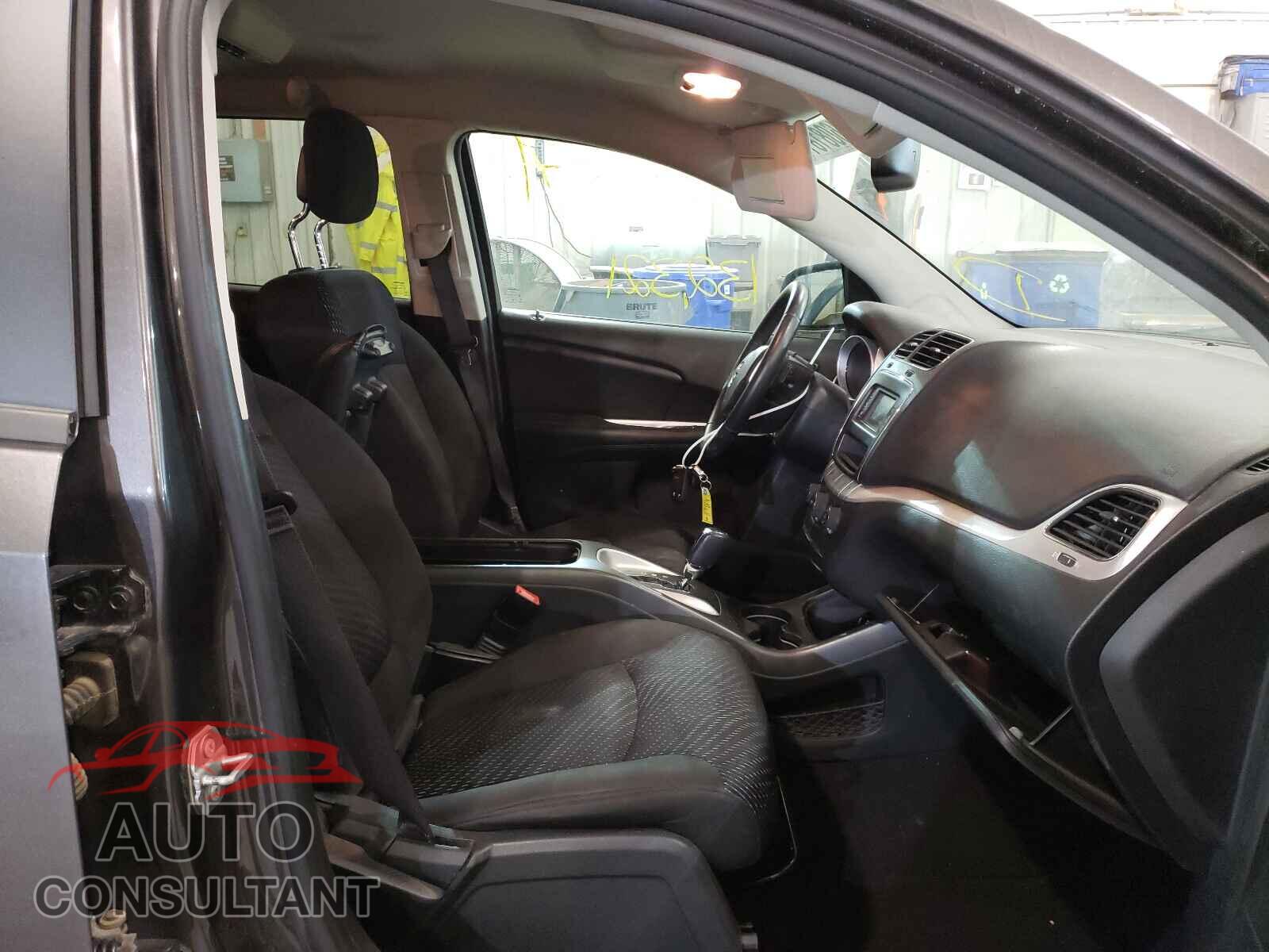 DODGE JOURNEY 2017 - 3C4PDCBG1HT584213