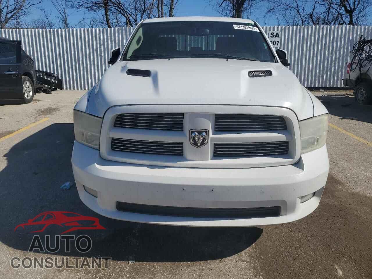 DODGE RAM 1500 2012 - 1C6RD7MTXCS248104
