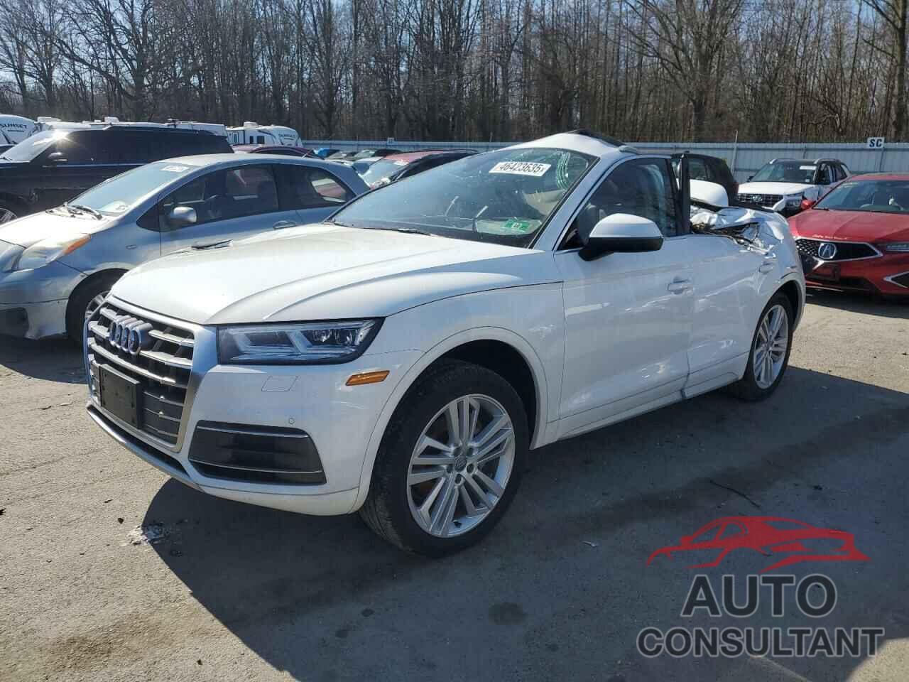 AUDI Q5 2018 - WA1BNAFY3J2044927