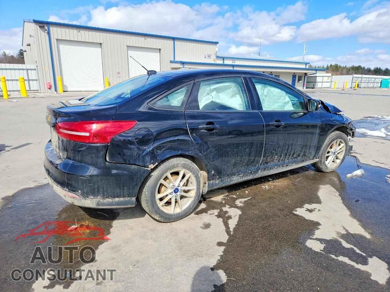 FORD FOCUS 2017 - 1FADP3F20HL234114