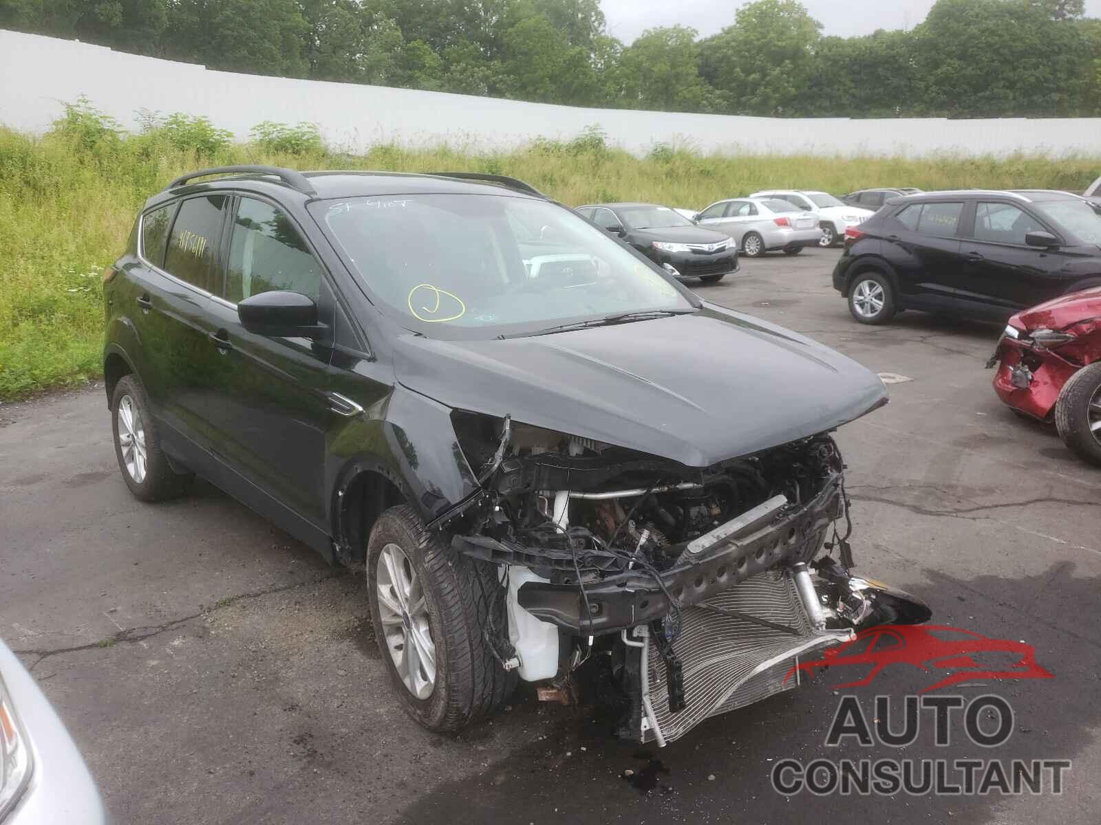 FORD ESCAPE 2017 - 1FMCU9G90HUB94538