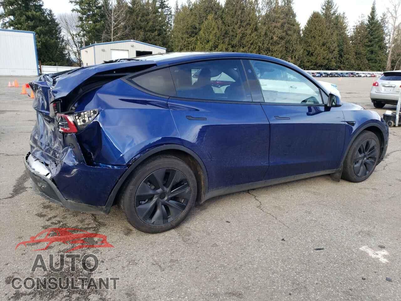 TESLA MODEL Y 2025 - 7SAYGAEE5SF263102