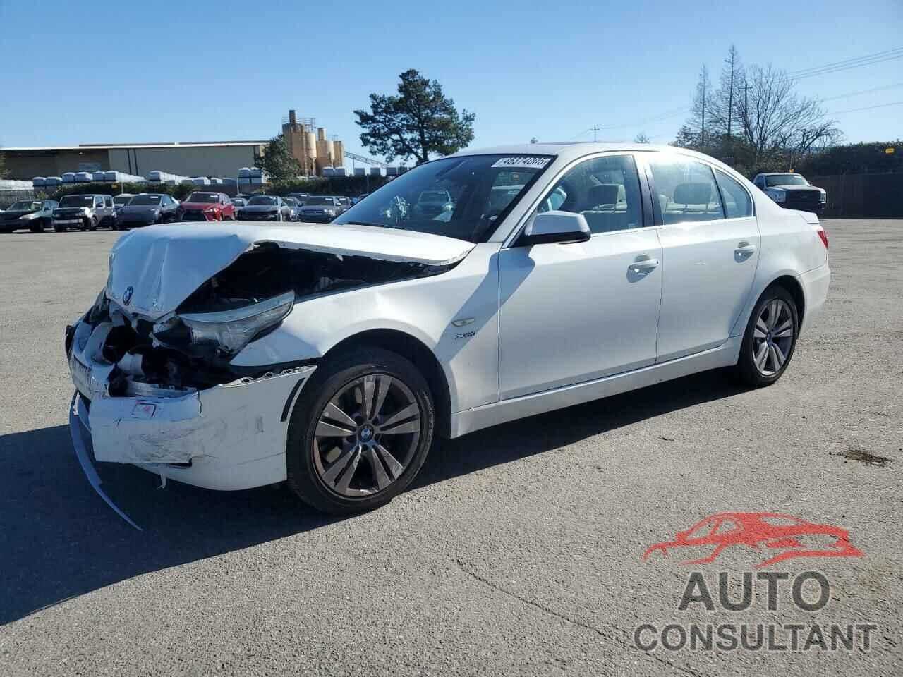 BMW 5 SERIES 2010 - WBANV1C59AC159360