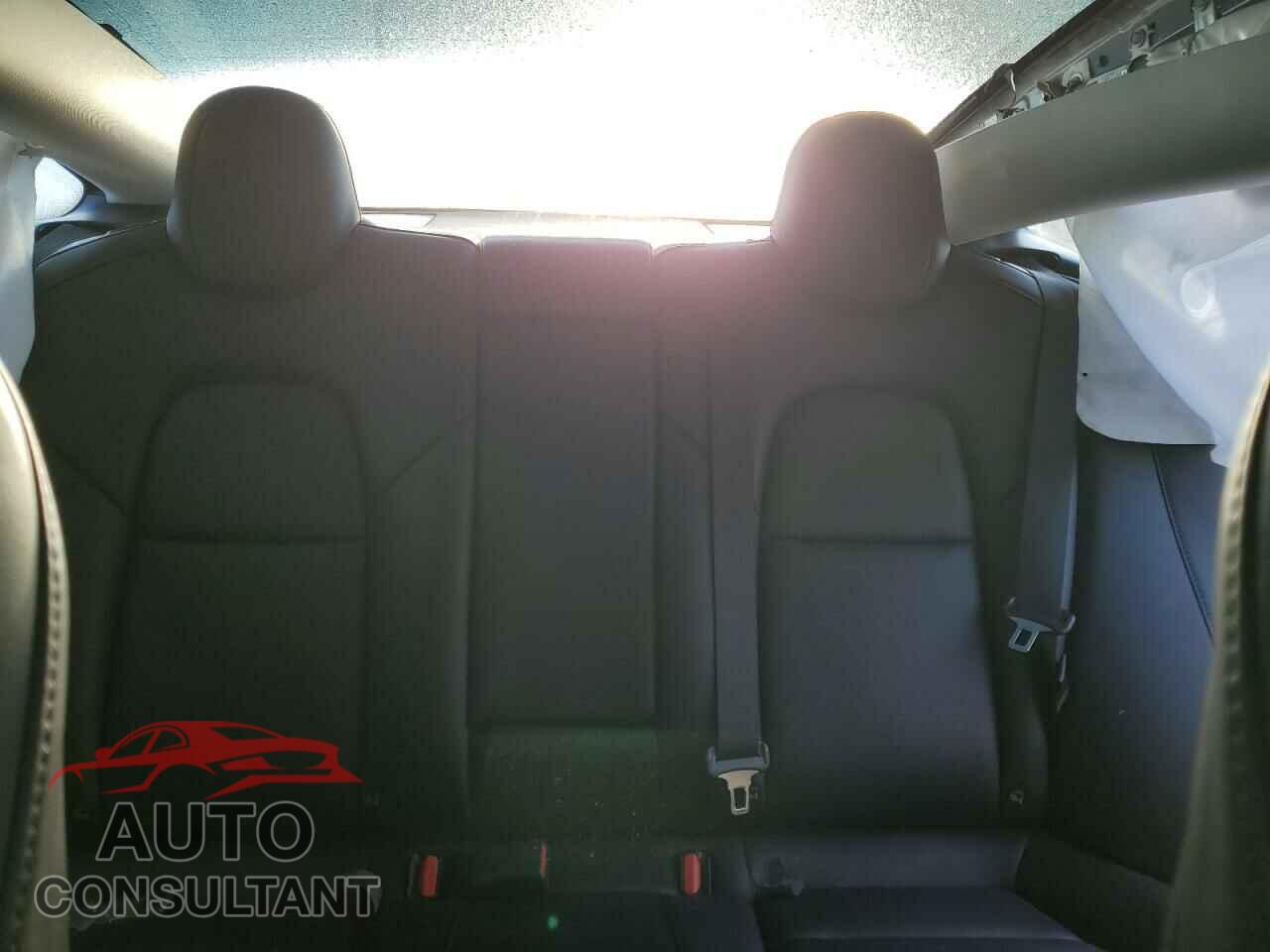 TESLA MODEL 3 2022 - 5YJ3E1EB8NF287871