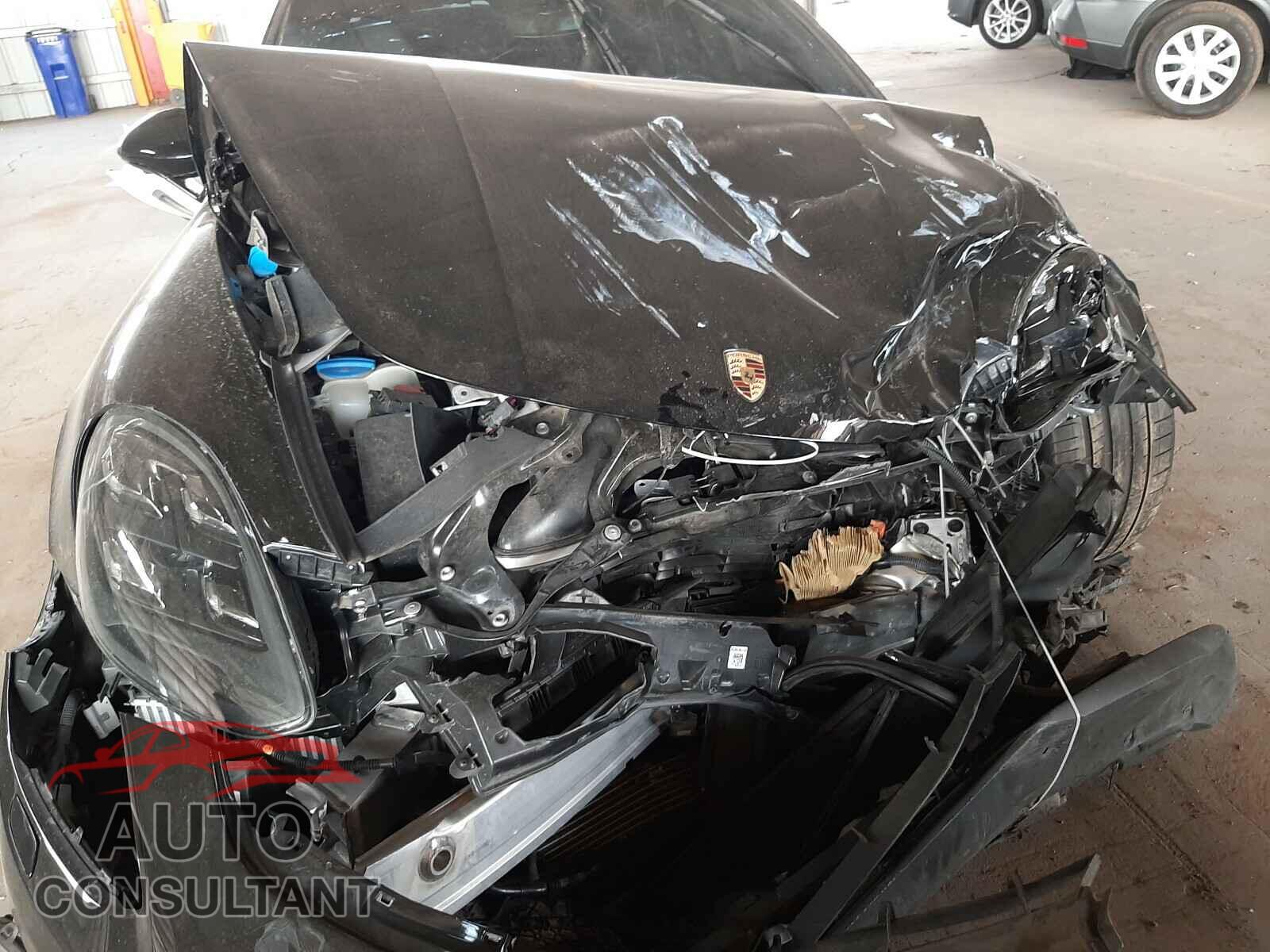 PORSCHE PANAMERA 2017 - WP0AF2A74HL151220