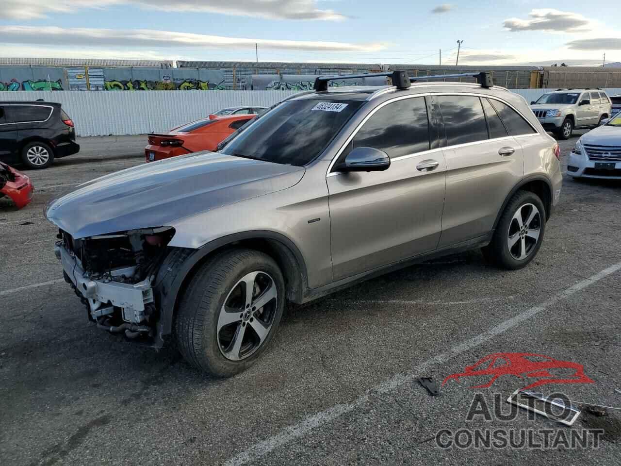 MERCEDES-BENZ GLC-CLASS 2019 - WDC0G5EBXKF507629