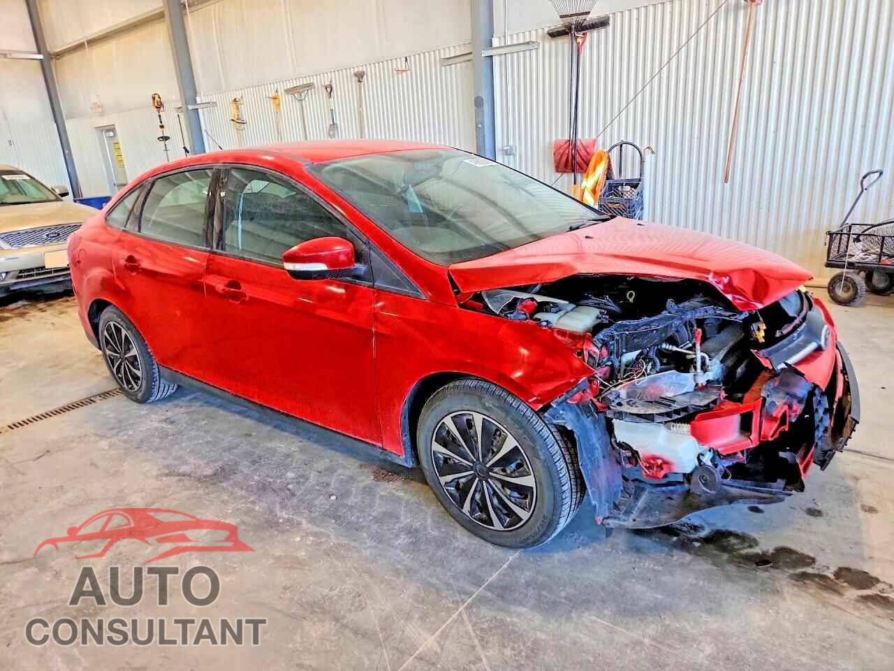FORD FOCUS 2014 - 1FADP3F24EL370211