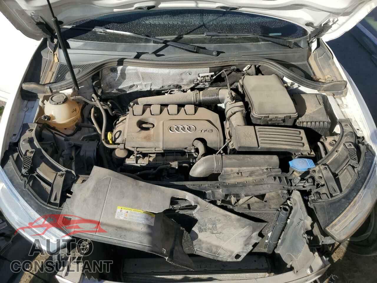 AUDI Q3 2018 - WA1ECCFS7JR015657