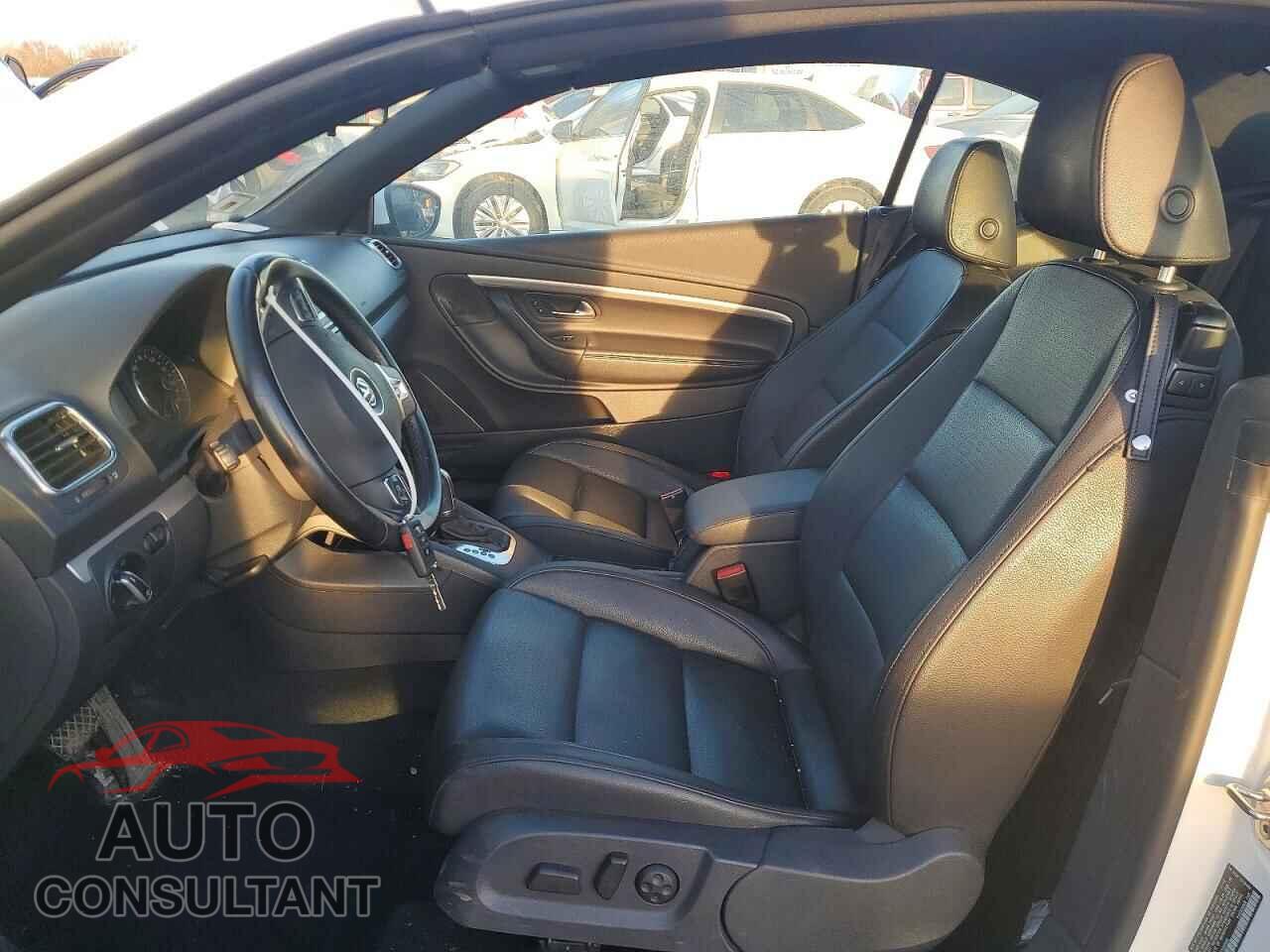 VOLKSWAGEN EOS 2012 - WVWBW7AH2CV000089