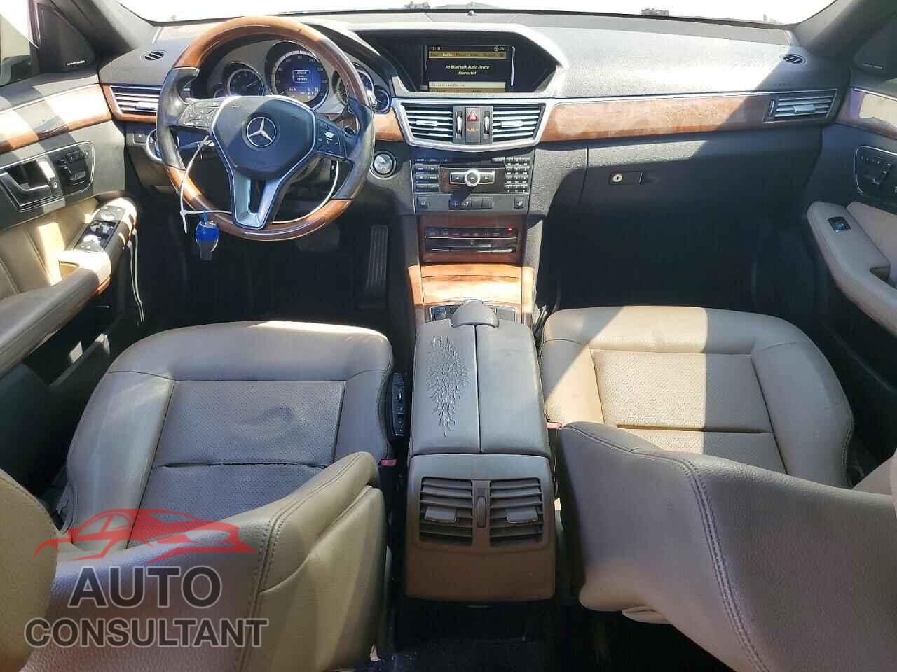 MERCEDES-BENZ E-CLASS 2012 - WDDHF5KB7CA588402