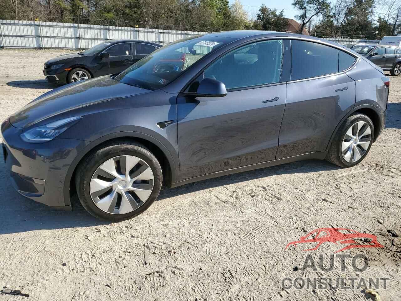 TESLA MODEL Y 2021 - 5YJYGDEE3MF085899