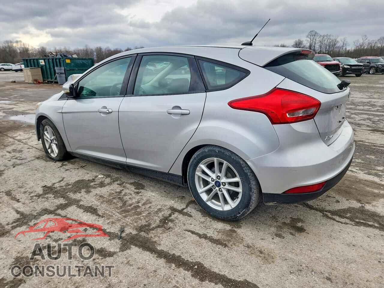 FORD FOCUS 2016 - 1FADP3K28GL289799