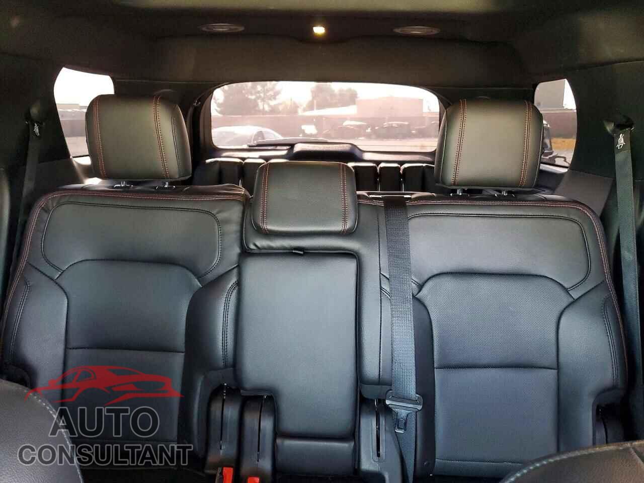 FORD EXPLORER 2018 - 1FM5K8GT3JGB18532
