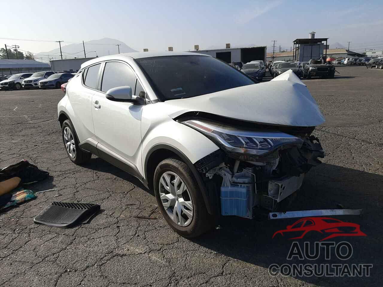 TOYOTA C-HR 2020 - JTNKHMBX7L1079728