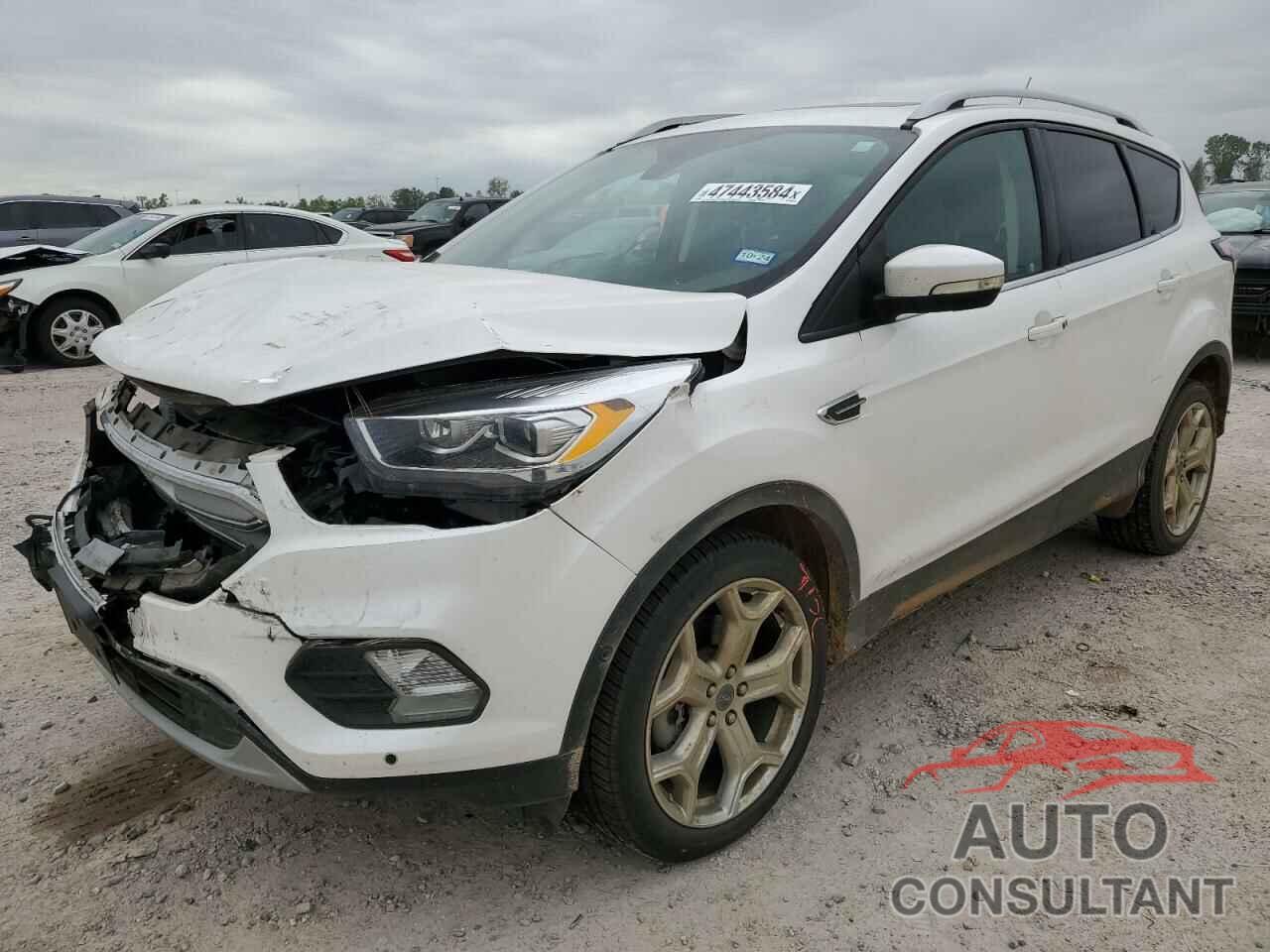 FORD ESCAPE 2018 - 1FMCU9J95JUD50037