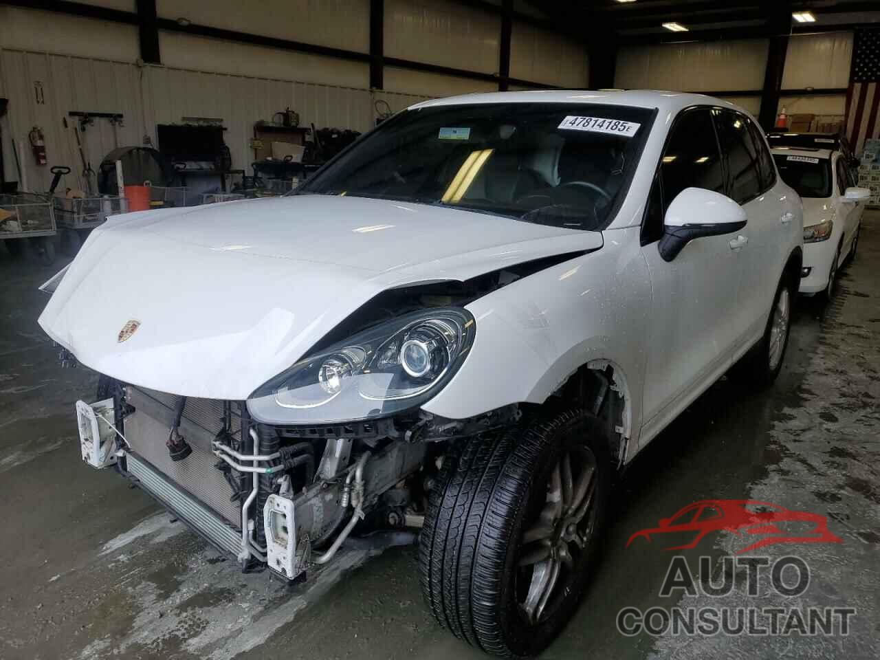 PORSCHE CAYENNE 2018 - WP1AA2A24JKA01511