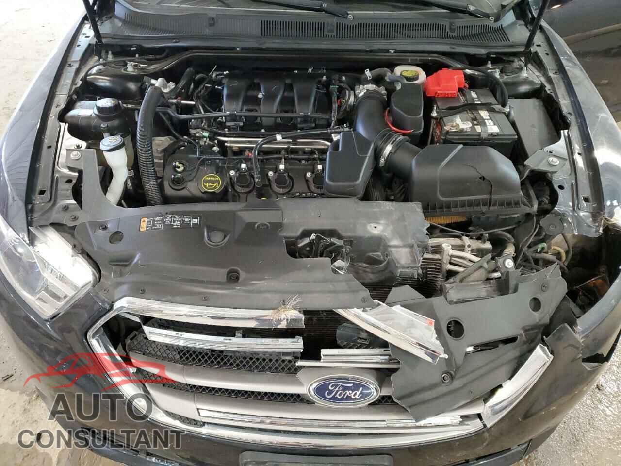FORD TAURUS 2017 - 1FAHP2E85HG110527
