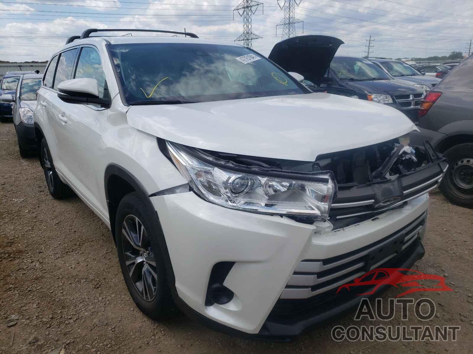 TOYOTA HIGHLANDER 2018 - 5TDBZRFH9JS840650