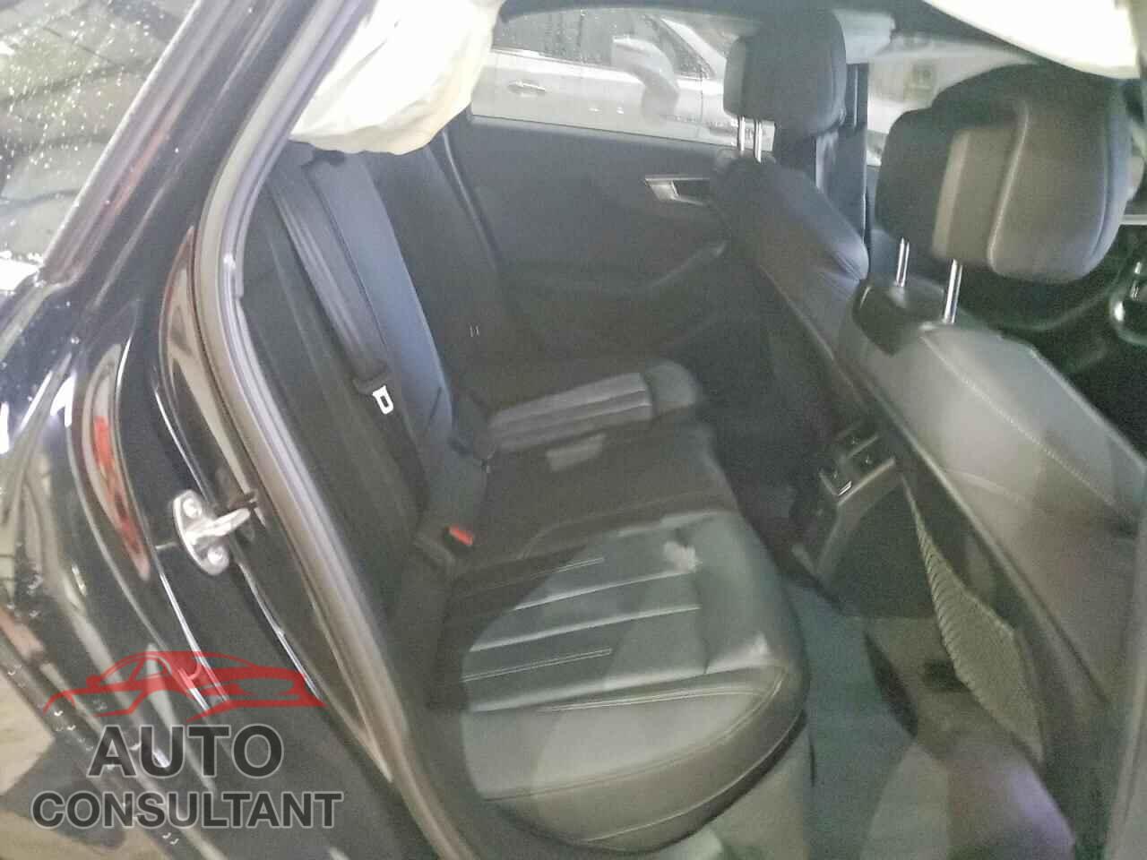 AUDI A4 2020 - WAUDNAF43LA064631