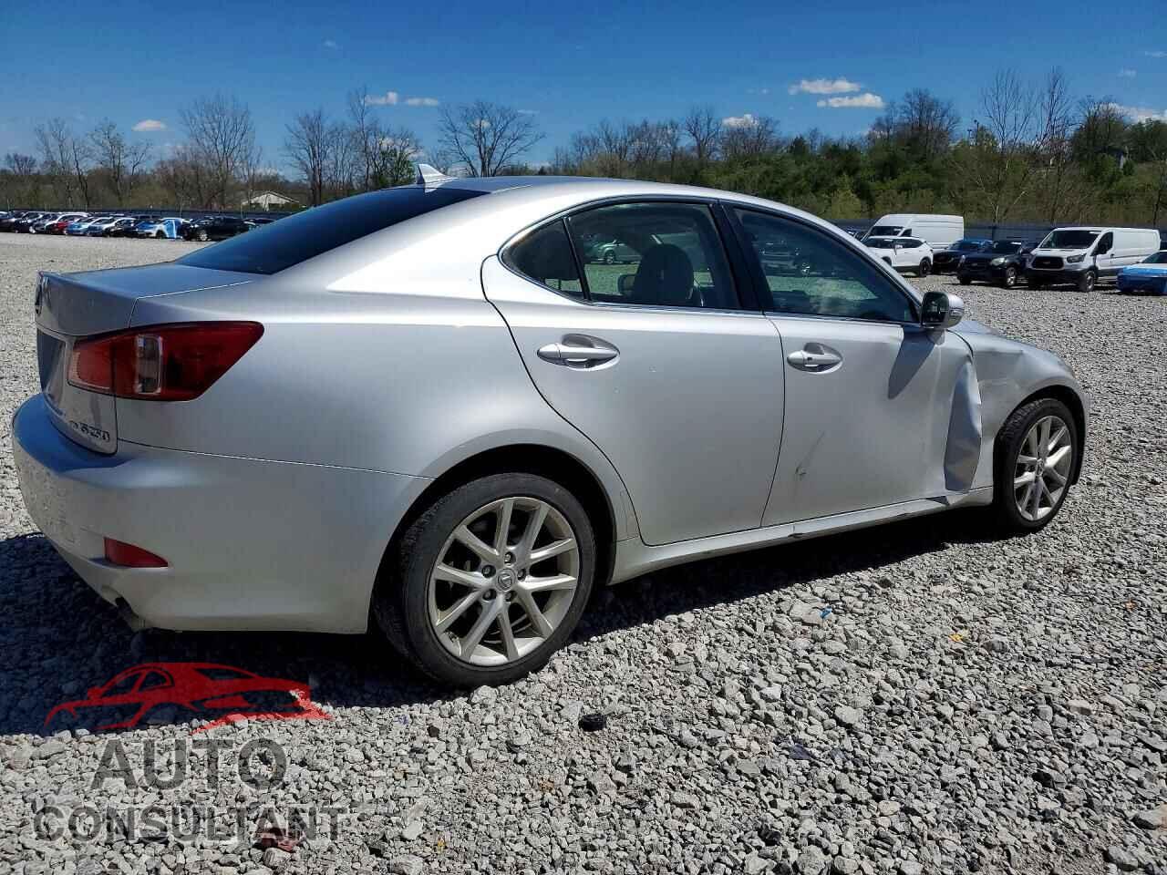 LEXUS IS 2012 - JTHCF5C27C5058750