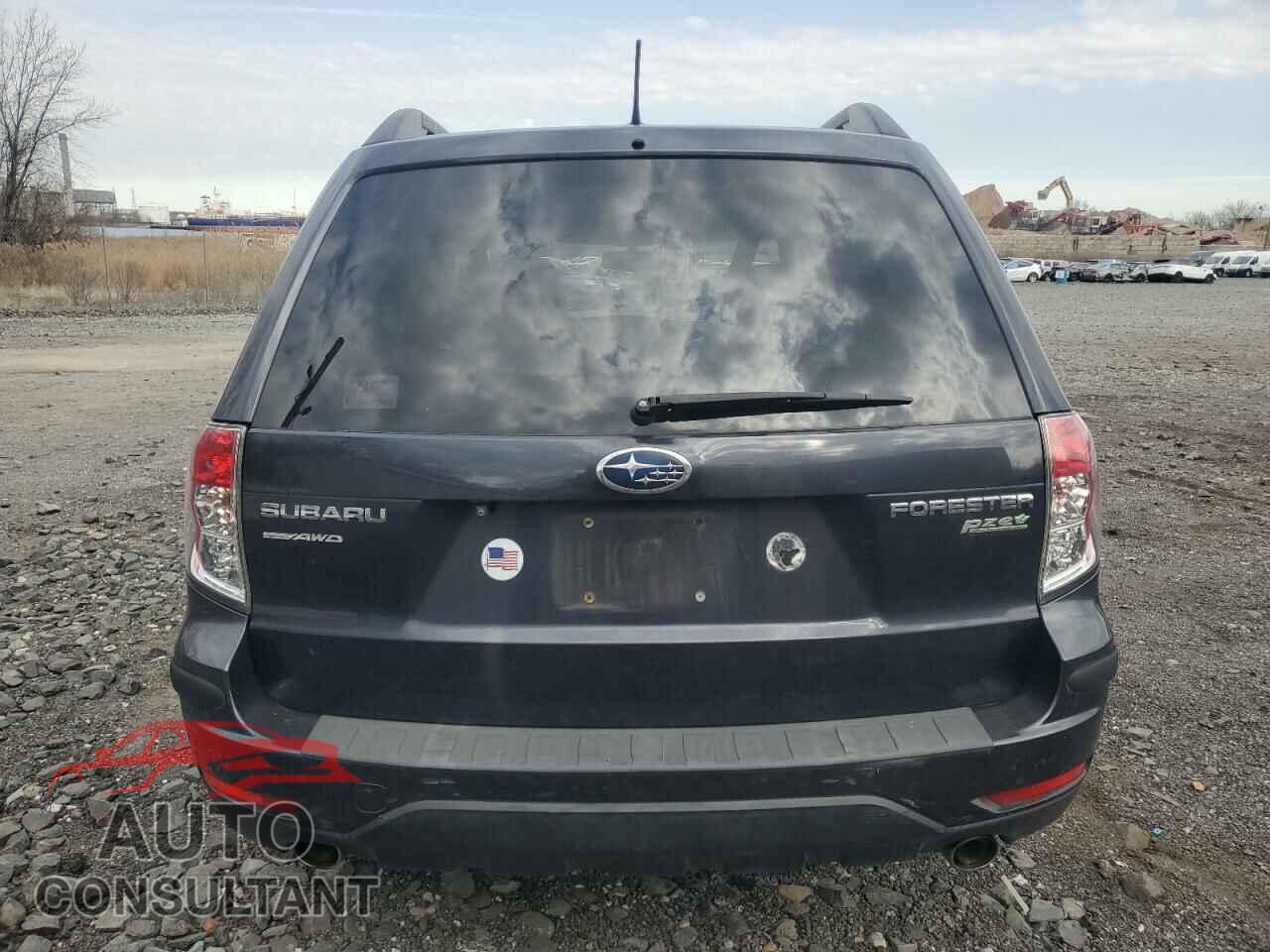 SUBARU FORESTER 2013 - JF2SHAEC5DH437723