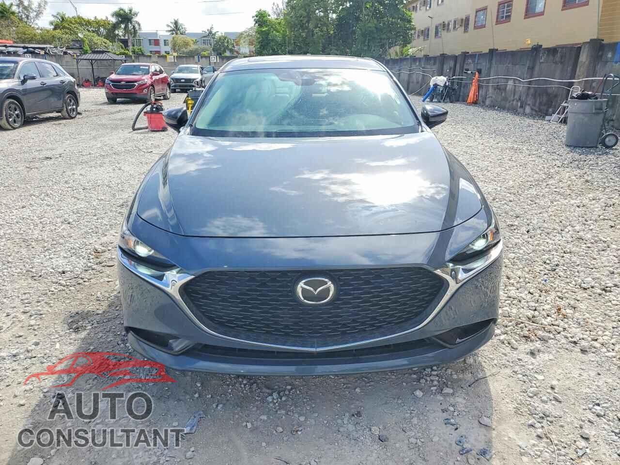 MAZDA 3 2023 - 3MZBPACM2PM371660