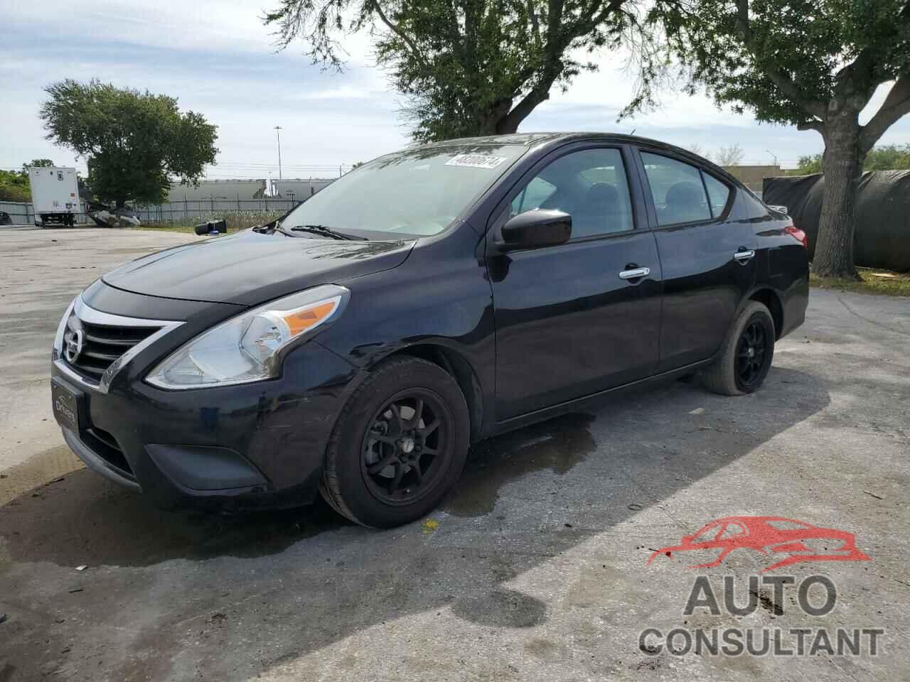 NISSAN VERSA 2018 - 3N1CN7AP6JL869390