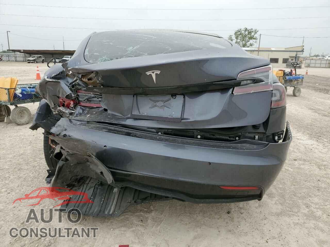 TESLA MODEL S 2021 - 5YJSA1E53MF429608