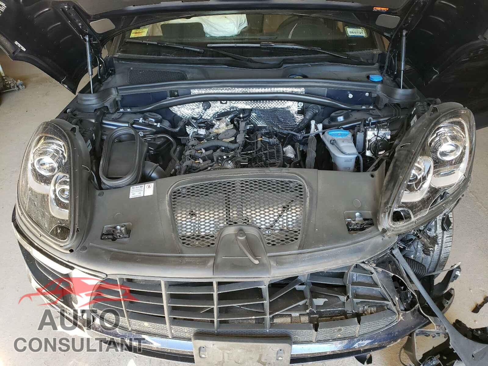 PORSCHE MACAN 2018 - WP1AA2A51JLB18712