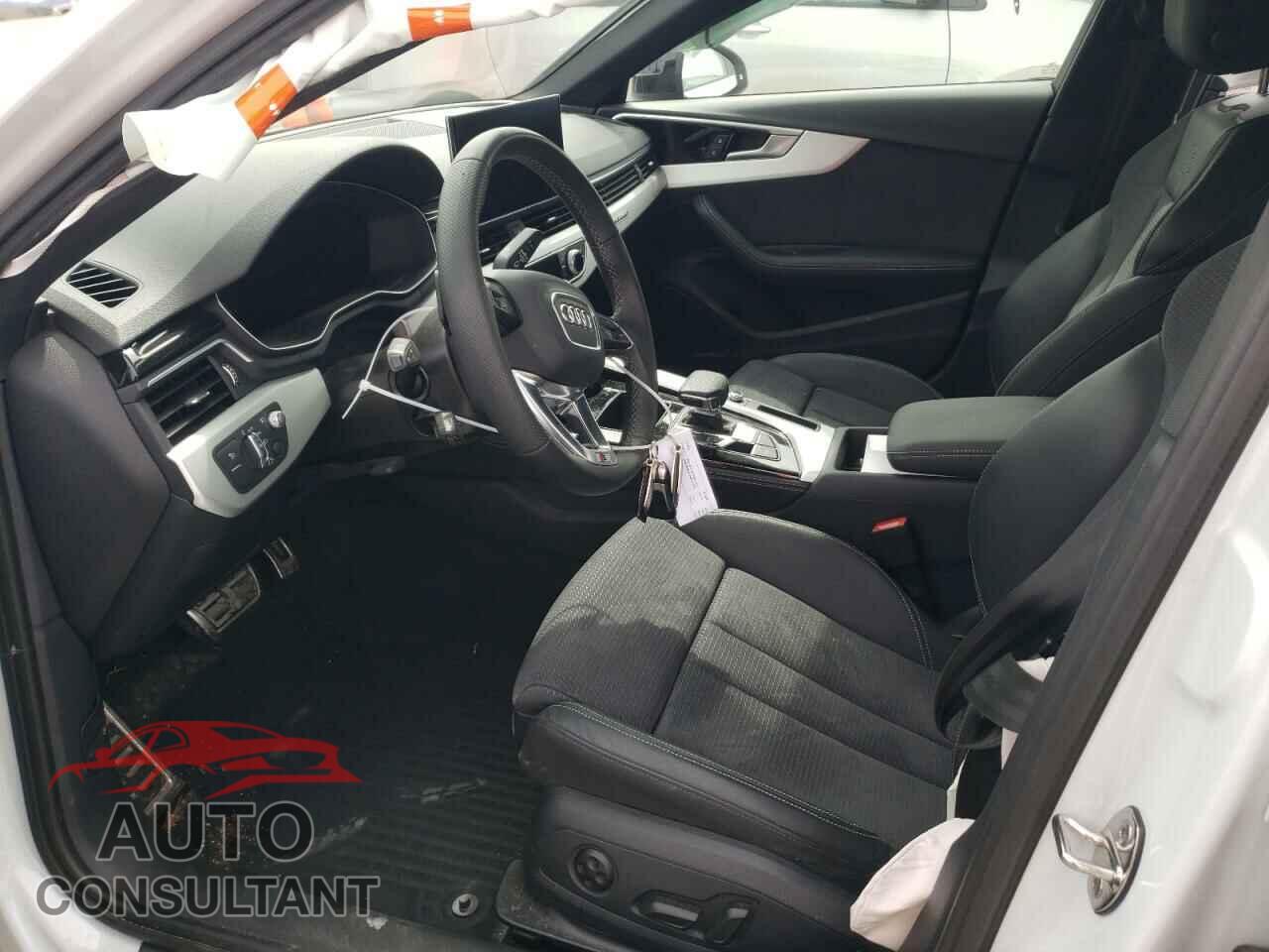 AUDI A4 2022 - WAUFAAF49NA045265